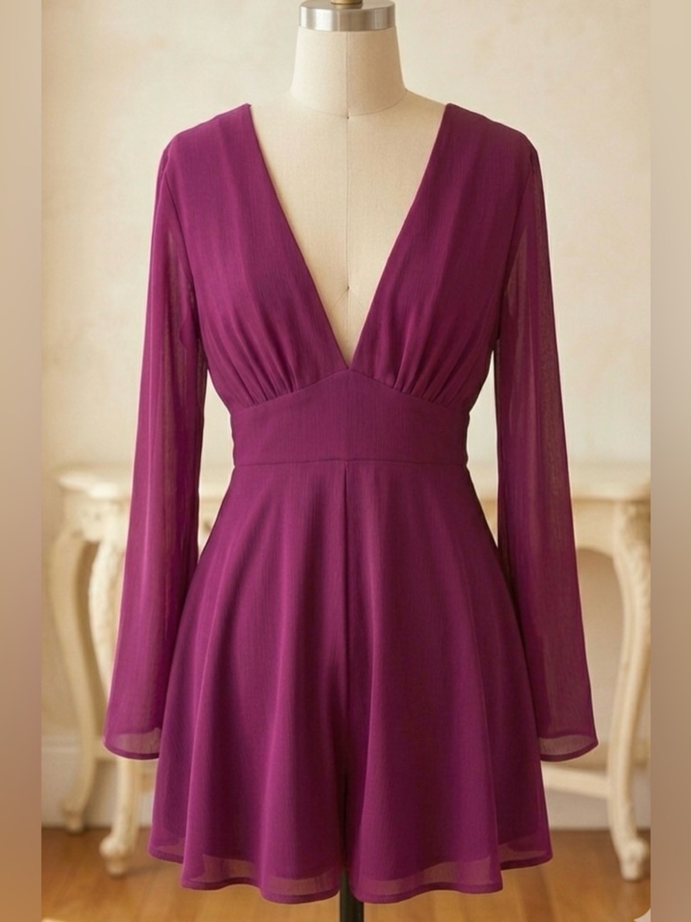 Dynamite| Deep Plum V-Neck Long Sleeve Chiffon Shorts Open Back Romper Sz XXS